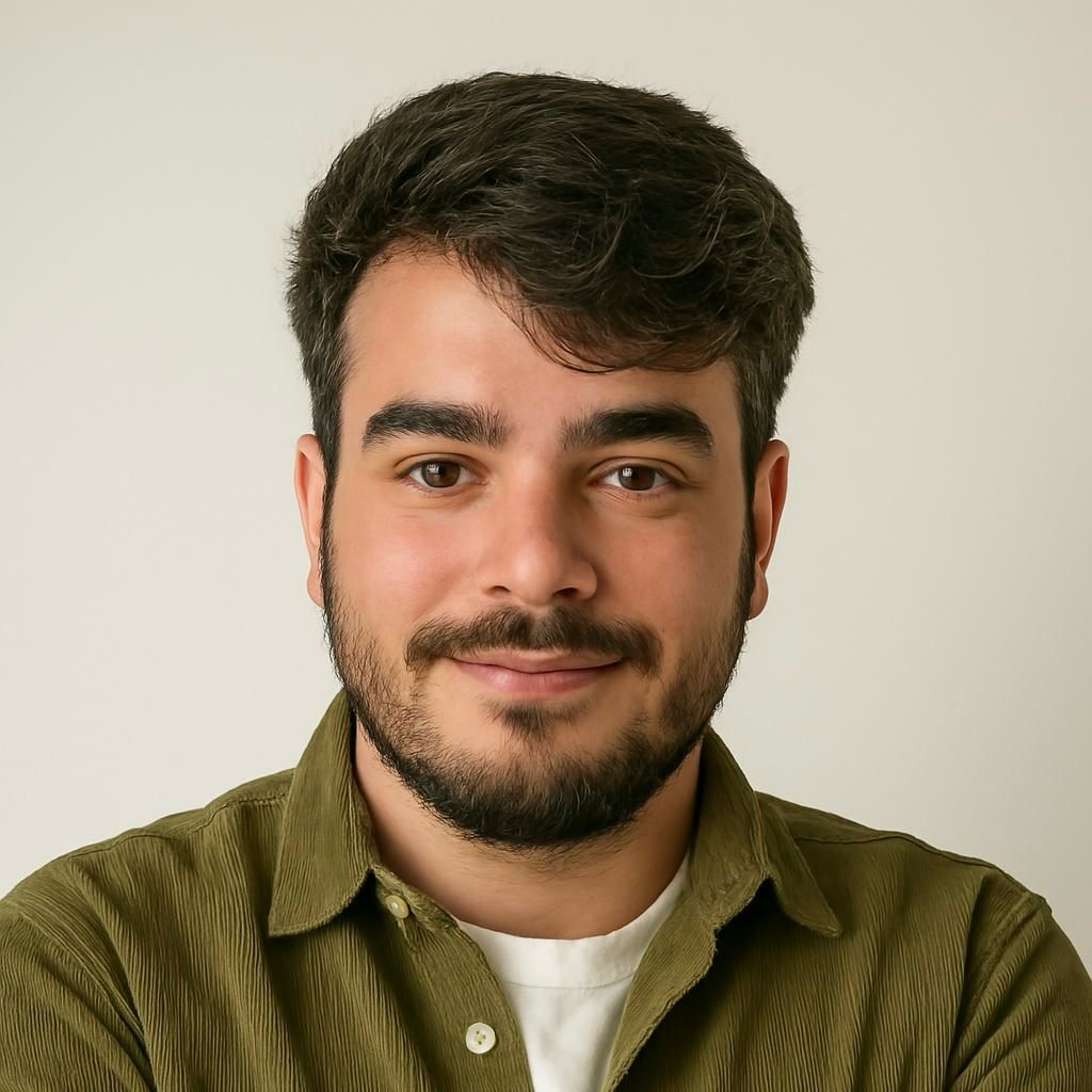 Enes, Mitgründer